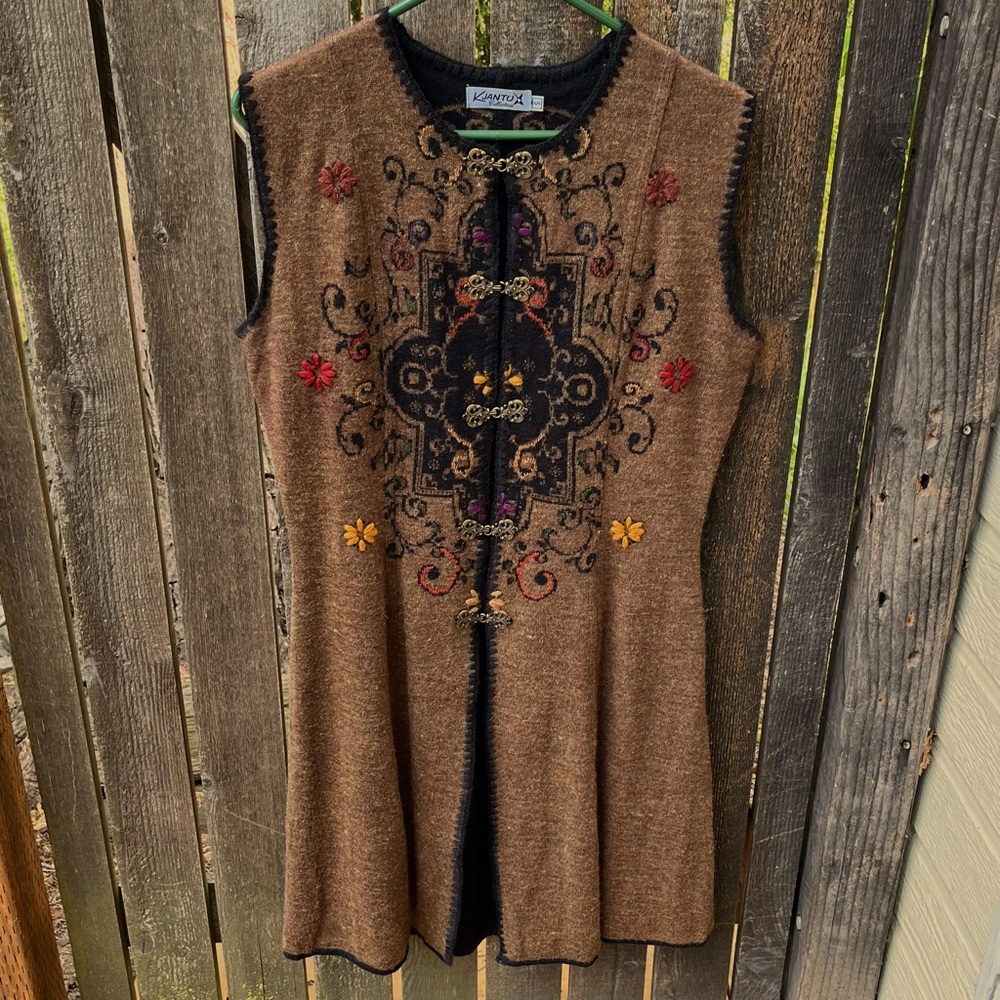 Kjantu Collection Embroidered Alpaca Long Sleeveless Cardigan Sweater Brown Sz S